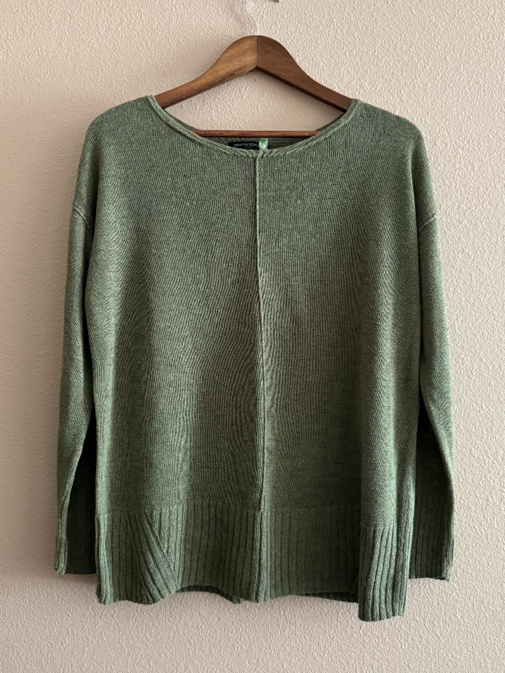 Banana Republic, Women's M, Lightweight Sweater.